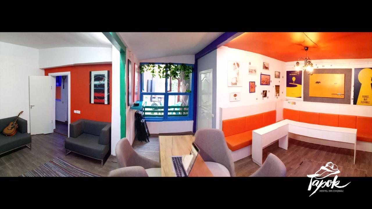 Tapok Hostel Chişinău Esterno foto