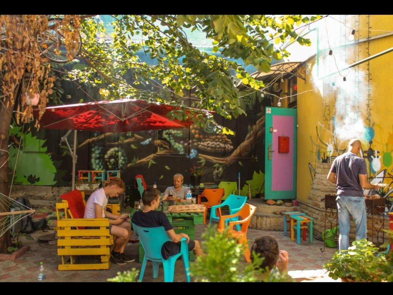 Tapok Hostel Chişinău Esterno foto